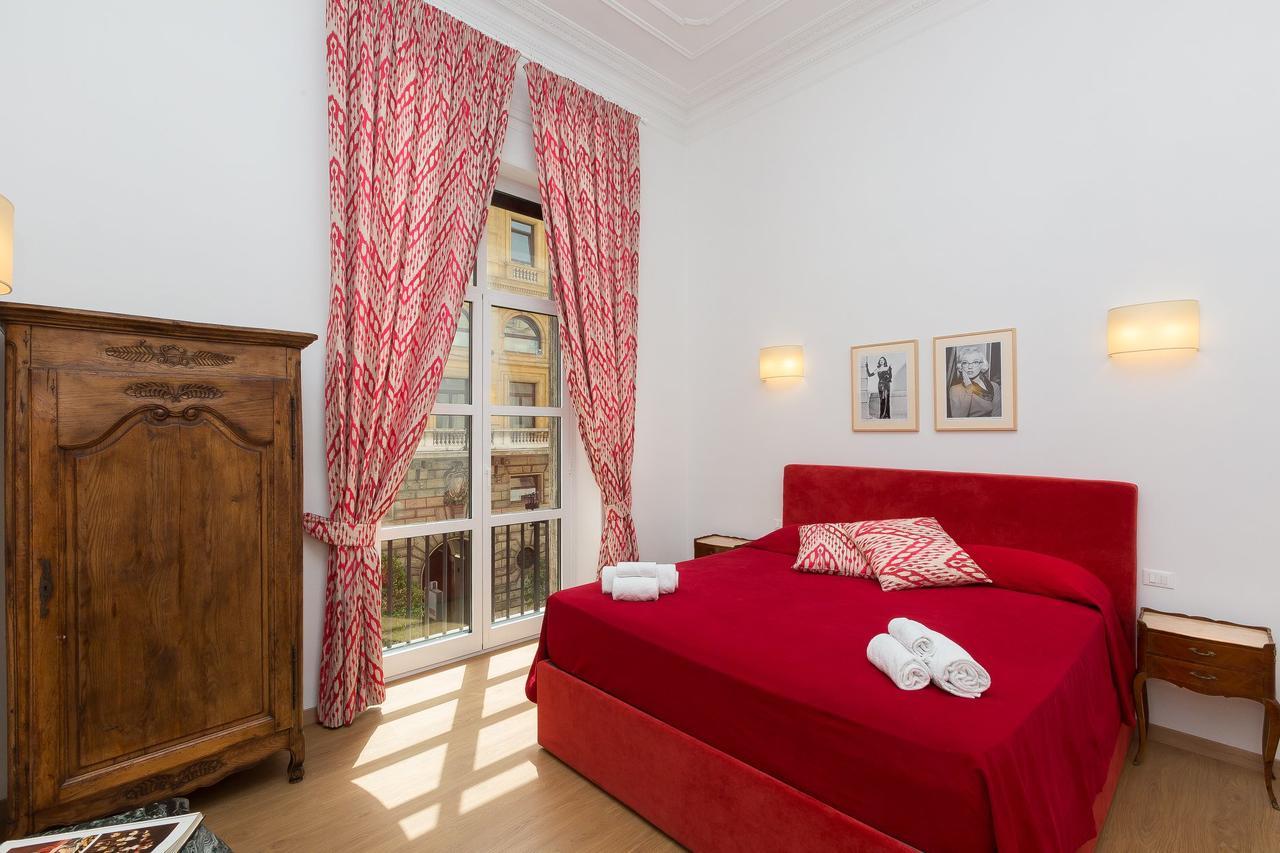 Prestigious Apartment Via Barberini Roma Exterior foto
